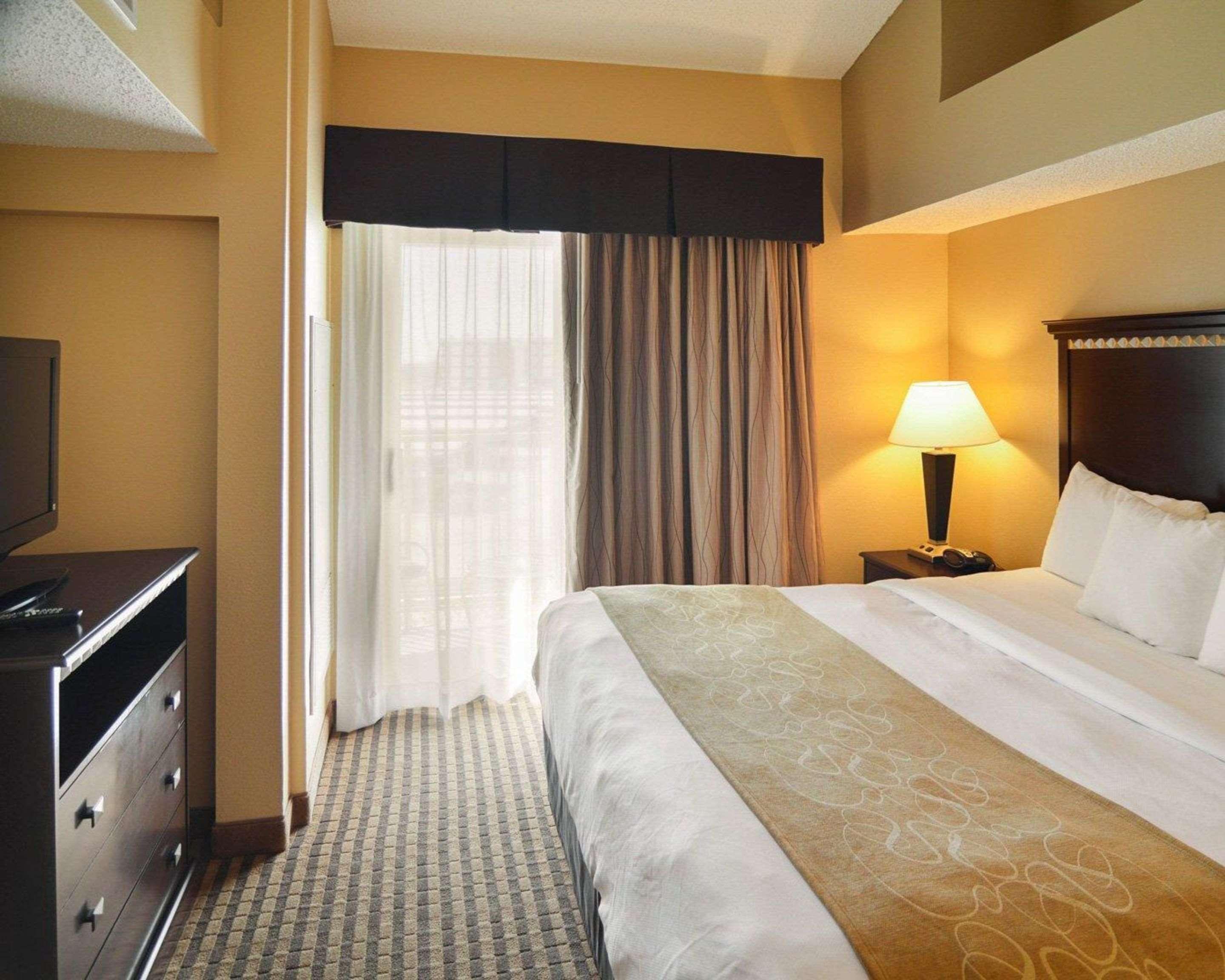 Comfort Suites Dfw Airport Irving Eksteriør billede